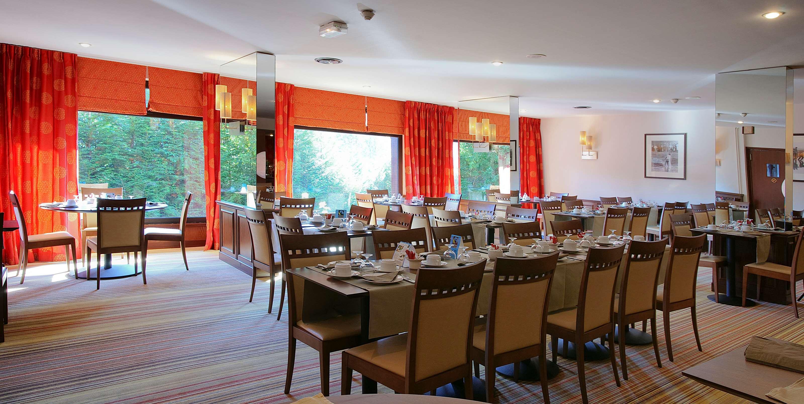 Best Western Plus Hostellerie Du Vallon Trouville-sur-Mer Restauracja zdjęcie