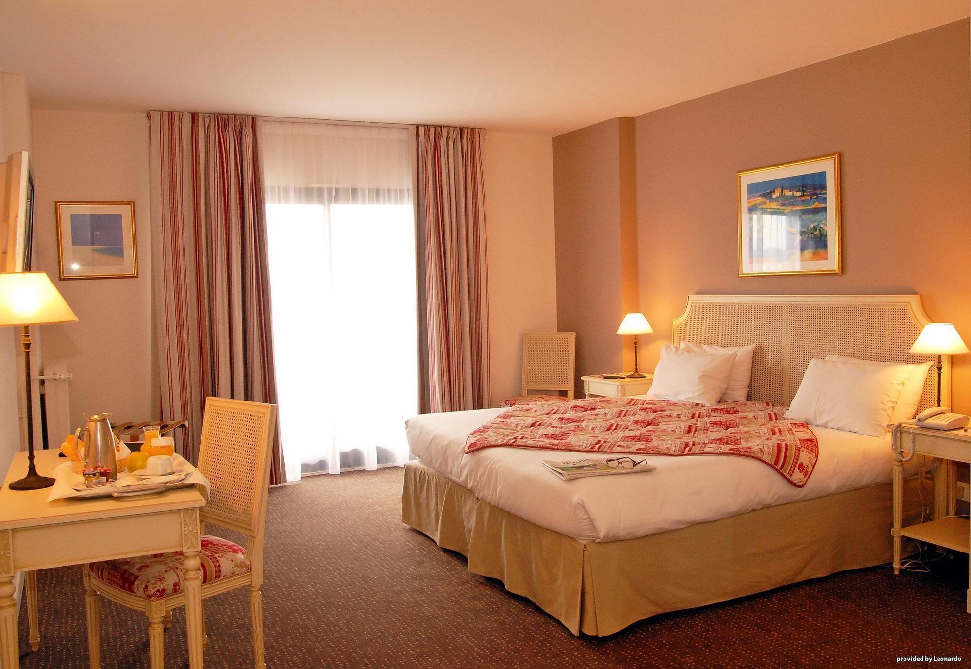 Best Western Plus Hostellerie Du Vallon Trouville-sur-Mer Zewnętrze zdjęcie