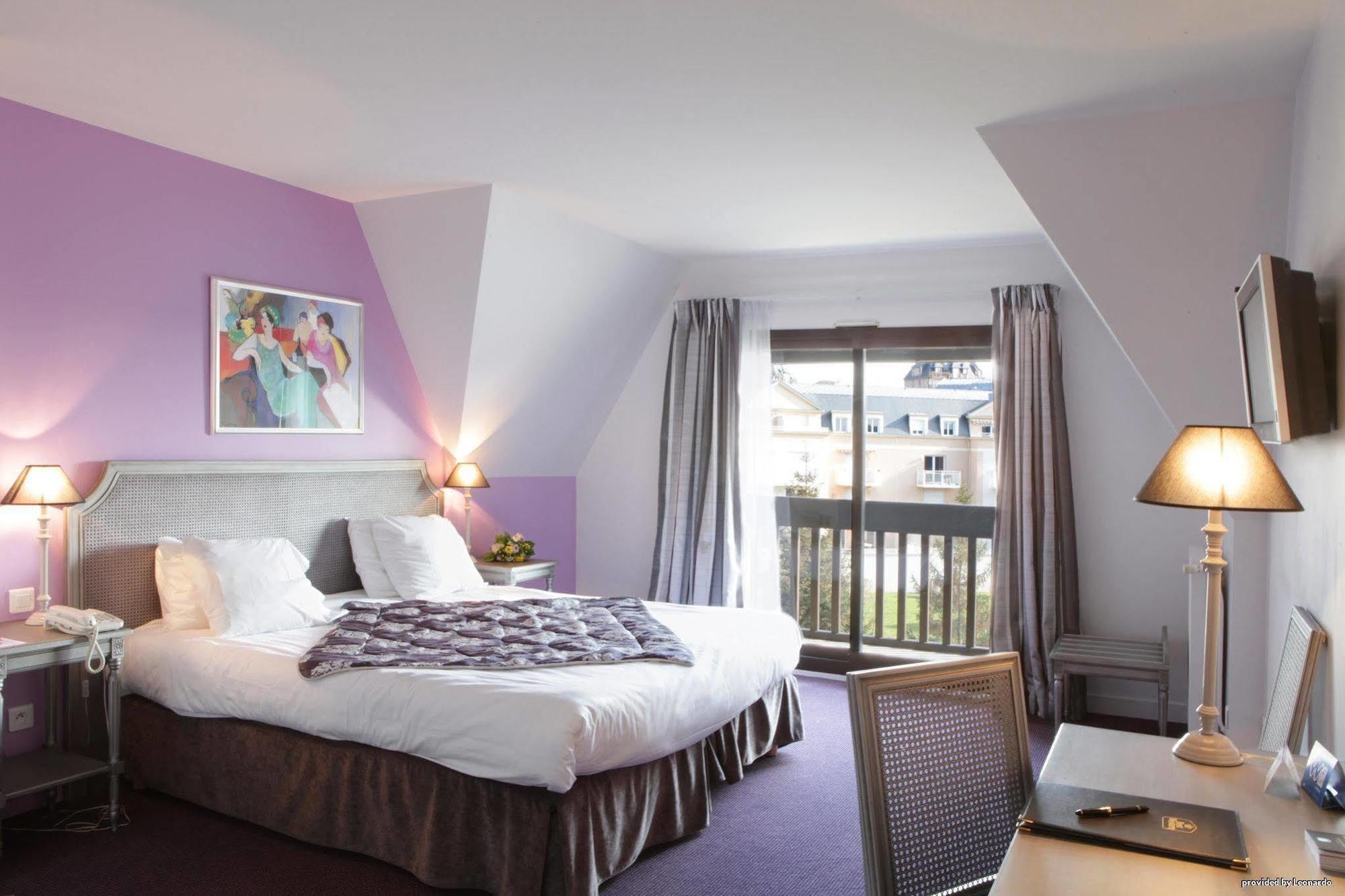 Best Western Plus Hostellerie Du Vallon Trouville-sur-Mer Zewnętrze zdjęcie